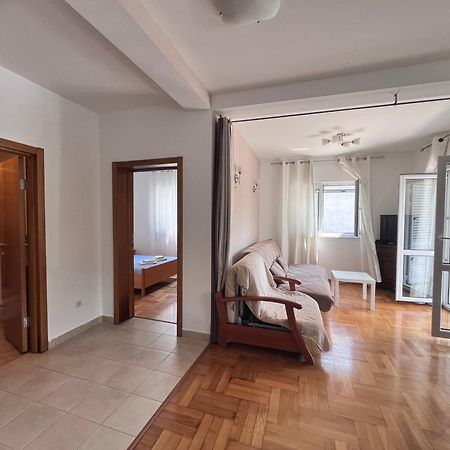 Apartment Belani, Own Parking 蒂瓦特 外观 照片